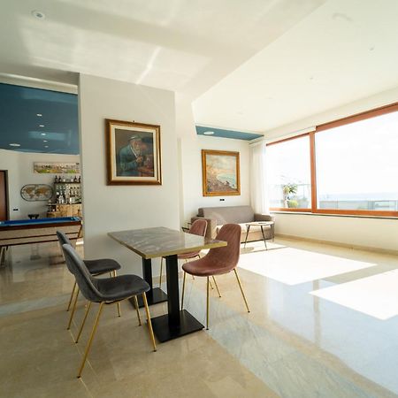 פוזולי Villa Tito Livio Starguest מראה חיצוני תמונה