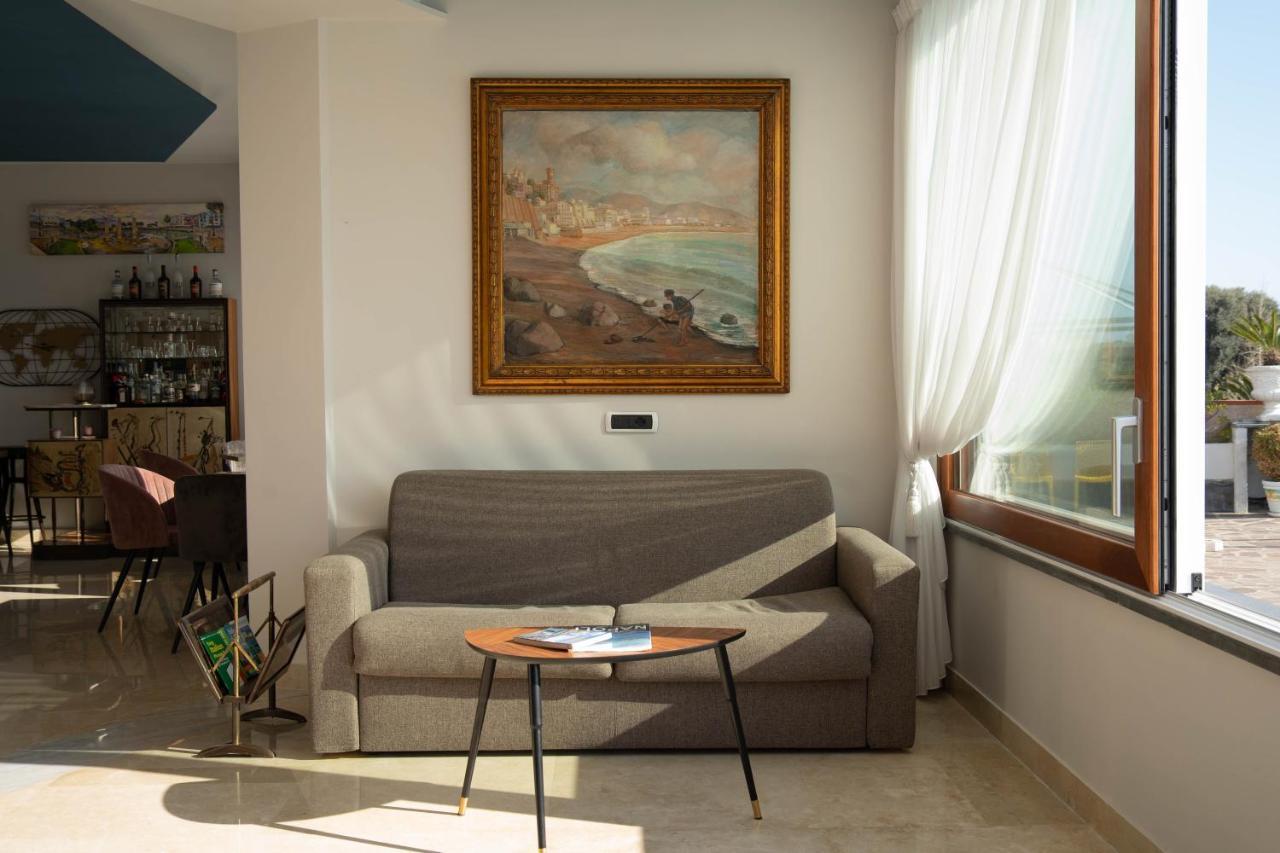 פוזולי Villa Tito Livio Starguest מראה חיצוני תמונה