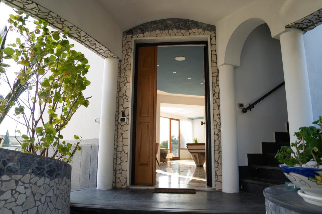 פוזולי Villa Tito Livio Starguest מראה חיצוני תמונה
